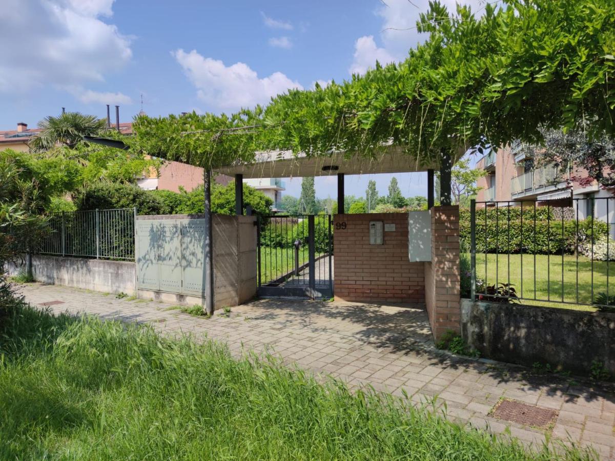 Appartamento Magnolia - Immobili E Soluzioni Rent 贝尔加莫 外观 照片