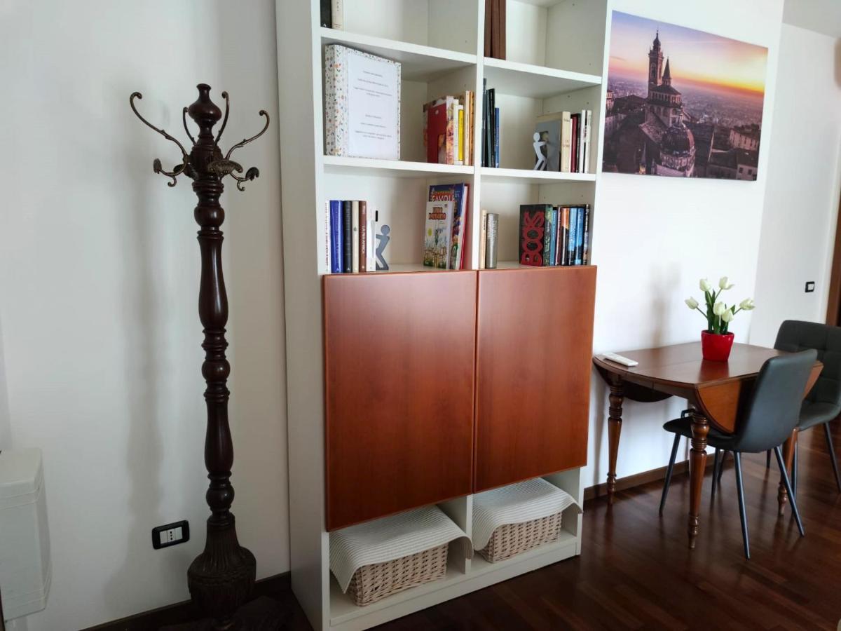 Appartamento Magnolia - Immobili E Soluzioni Rent 贝尔加莫 外观 照片