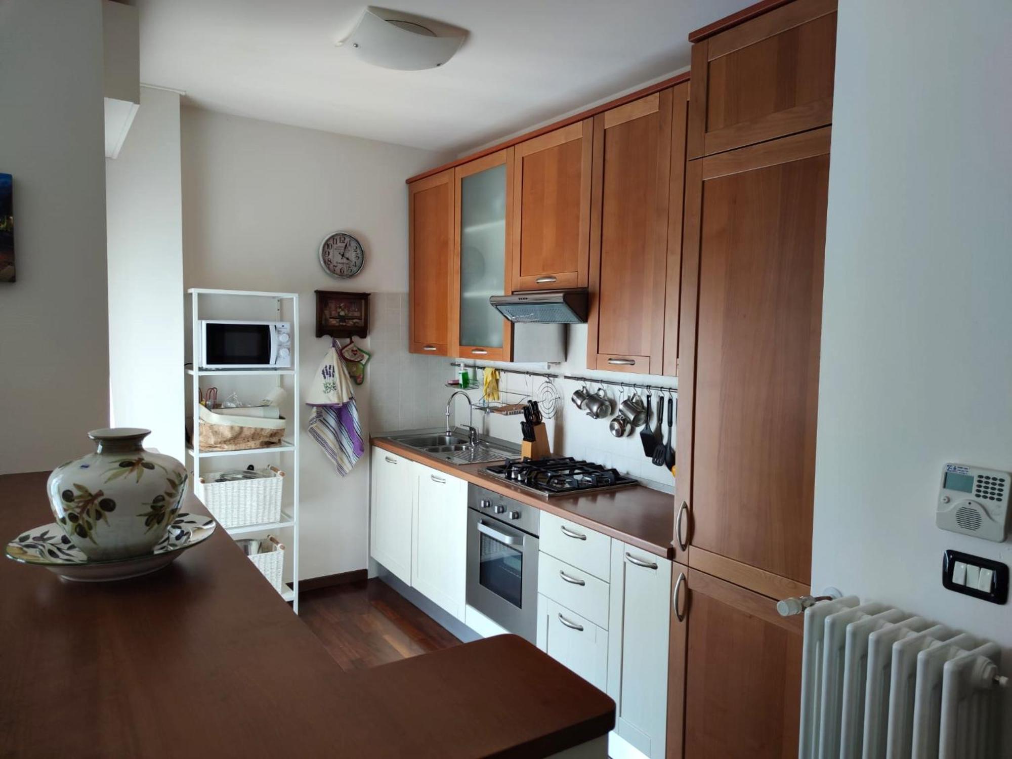 Appartamento Magnolia - Immobili E Soluzioni Rent 贝尔加莫 外观 照片